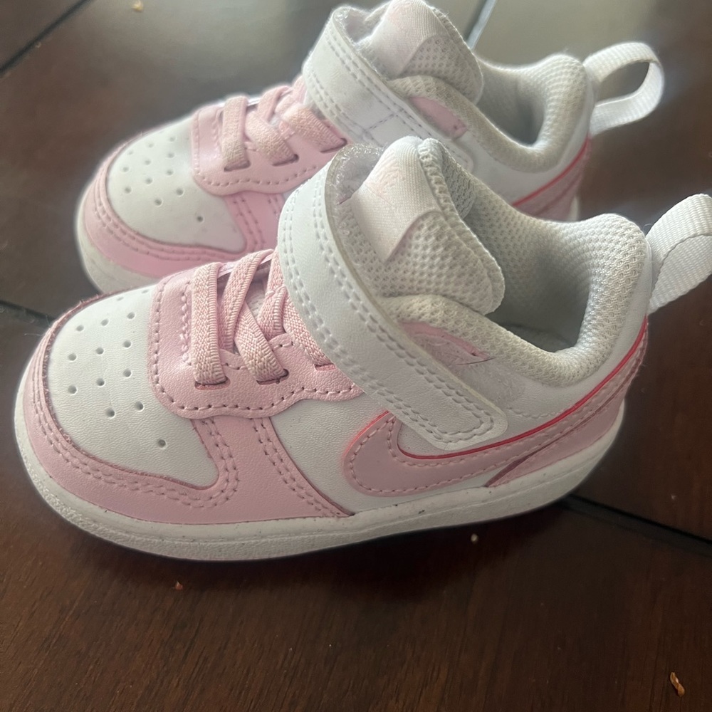Toddler Nike shoes